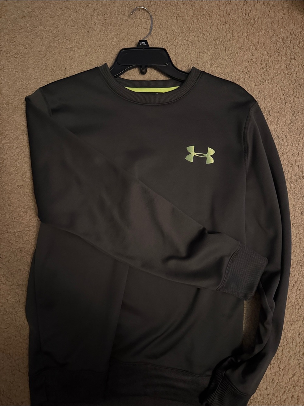 Under Armour Men’s Dark Green Crew Sweatshirt with Lime Accent Logo